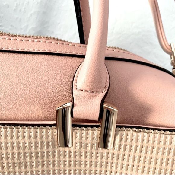 LA Terre Fashion Satchel Handbag. Size OS - Picture 7 of 14